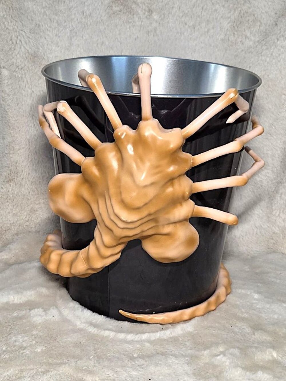 Alien Romulus AMC Exclusive Facehugger Popcorn Bucket 2024 Movie Collectible